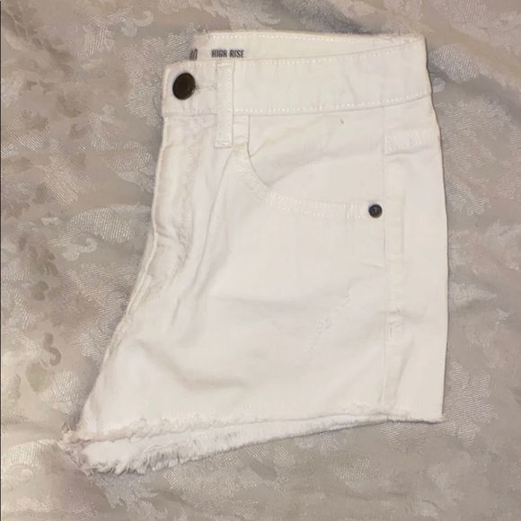 🎀 3/$20 Mossimo high rise denim shorts size 5‎ - Picture 2 of 9